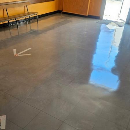 mise-en-cire-des-sols (7).jpg